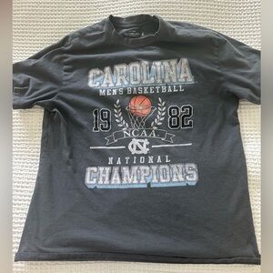 Abercrombie graphic tee